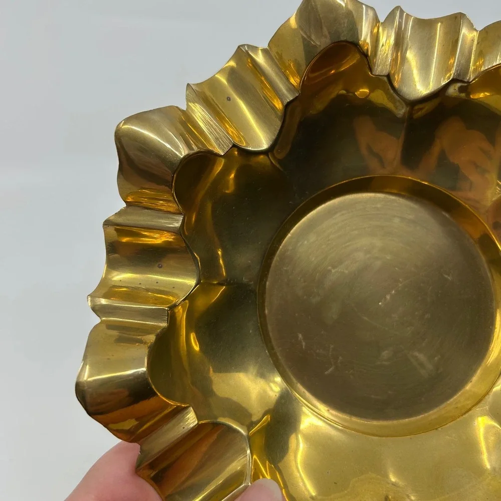 Vintage Brass Gold Tone Cigar Ashtray Mid Century Star Burst Hollywood Regency